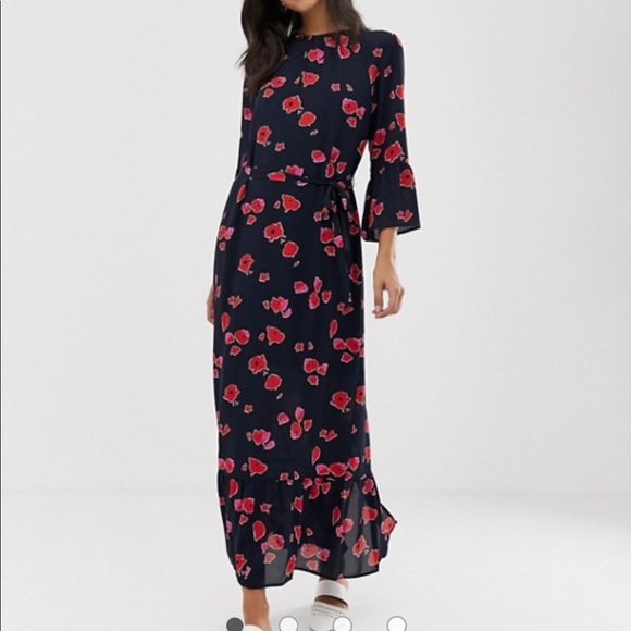 ASOS Dresses & Skirts - Cute classy maxi ASOS Dresses & Skirts - Cute classy maxi
